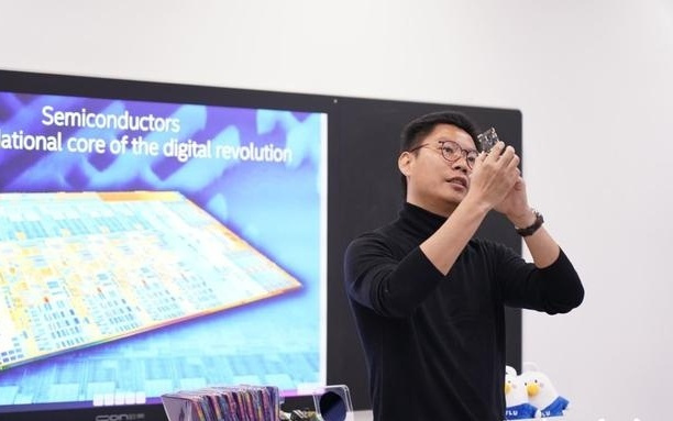 从实验室到3000万颗，西浦教授创业项目跑通芯片量产全流程