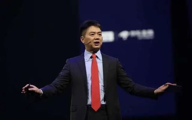 开价185亿，刘强东竞买德国超市