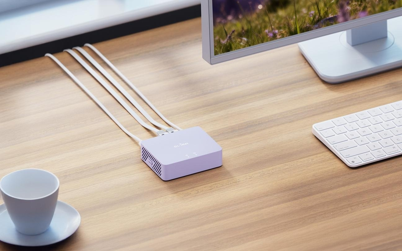 GL.iNet展示多款网络设备，包括全球首款5G RedCap远程KVM