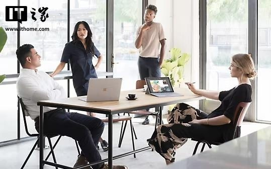 以AI之名，亚马逊、微软等美巨头今年已裁员近5.5万人