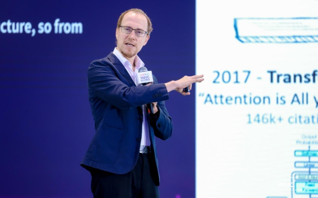 数学之问 | 当 AI 与数学在上海相遇：WAIC 2025 背后的智慧革命