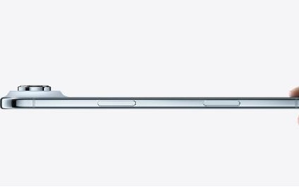 曝苹果调整iPhone 17系列生产策略：iPhone Air减产百万台