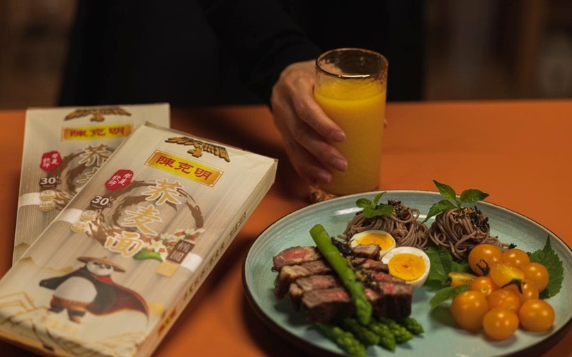 “挂面第一股”，也要下场开餐饮店了