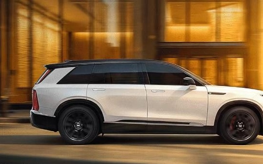 凯迪拉克VISTIQ纯电旗舰SUV官图公布