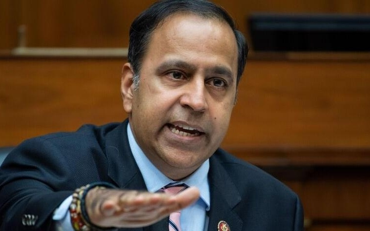 “变了！这回中国头一次明说：要争老大”