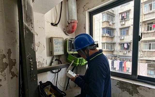 我的移动故事（拼信号篇）∣十五年了，他还在拼