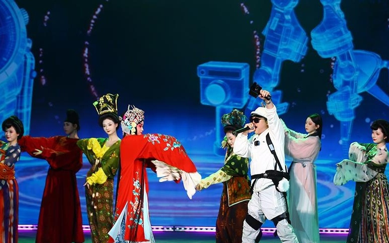 人民網舉辦“AI西安之夜”