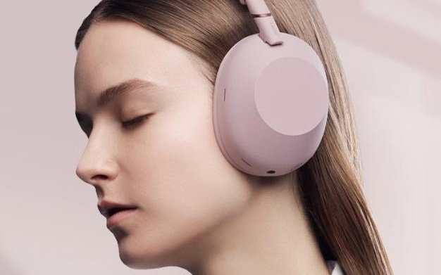 索尼WH-1000XM6头戴式耳机新增“暮砂粉”配色，国行售2499元