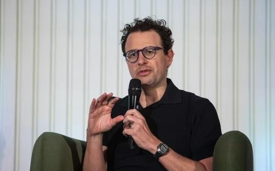 美媒：被列为“供应链风险”后，美AI公司起诉五角大楼等机构