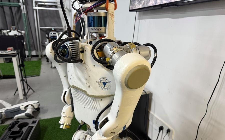 机器人上春晚的背后，上海杭州苏州纷纷布局百亿级赛道，谁能成为最终赢家？