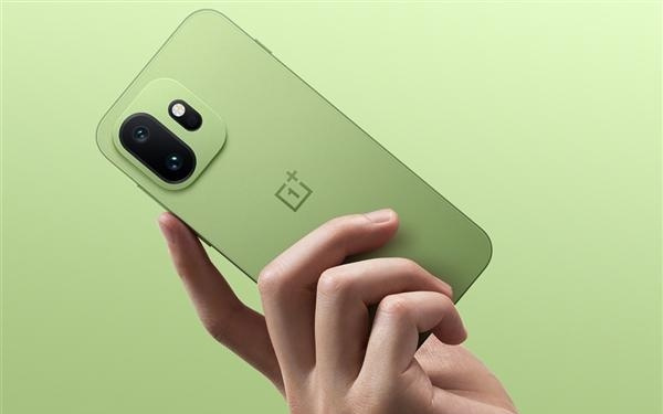 最美最强小屏旗舰！一图了解一加15T：3799元起