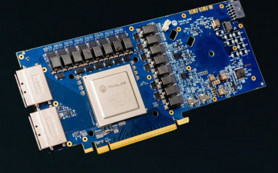 每秒12000 tokens吞吐：Taalas集群跑DeepSeek R1创速度纪录