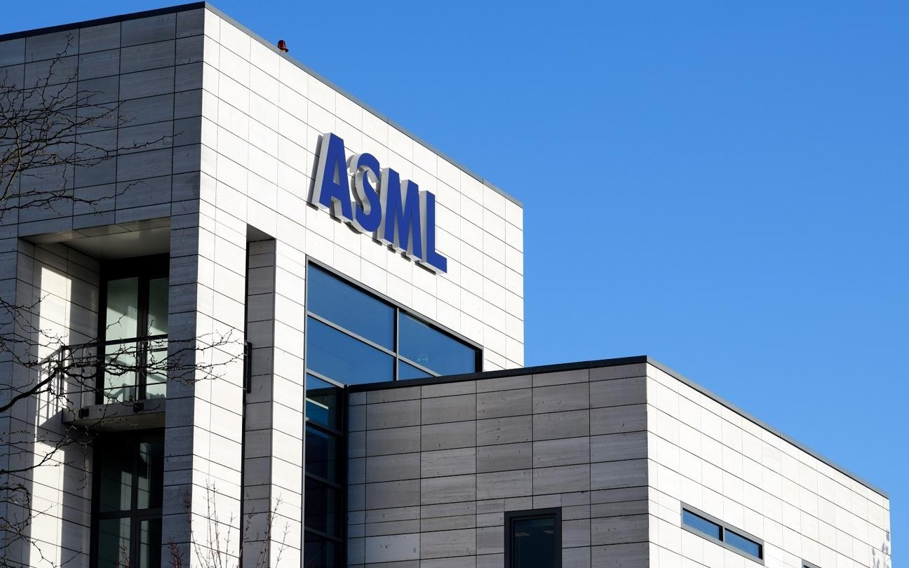 消息称ASML着手研发混合键合机台，扩展先进封装设备业务