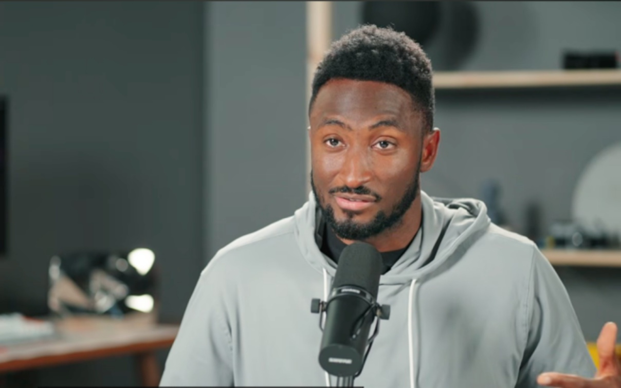 Rabbit又行了？油管大V改口，将发第二款AI硬件