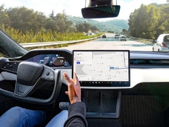 特斯拉将在2月14日后停止销售FSD，将仅以月度订阅形式提供