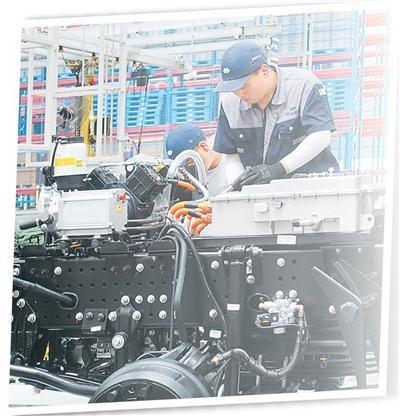 增长5倍，新能源车改变出行格局（“十四五”，我们见证这些“第一”⑨）