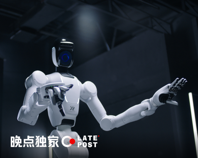 晚点独家丨阿里云首次出手具身智能，自变量完成近 10 亿元新融资