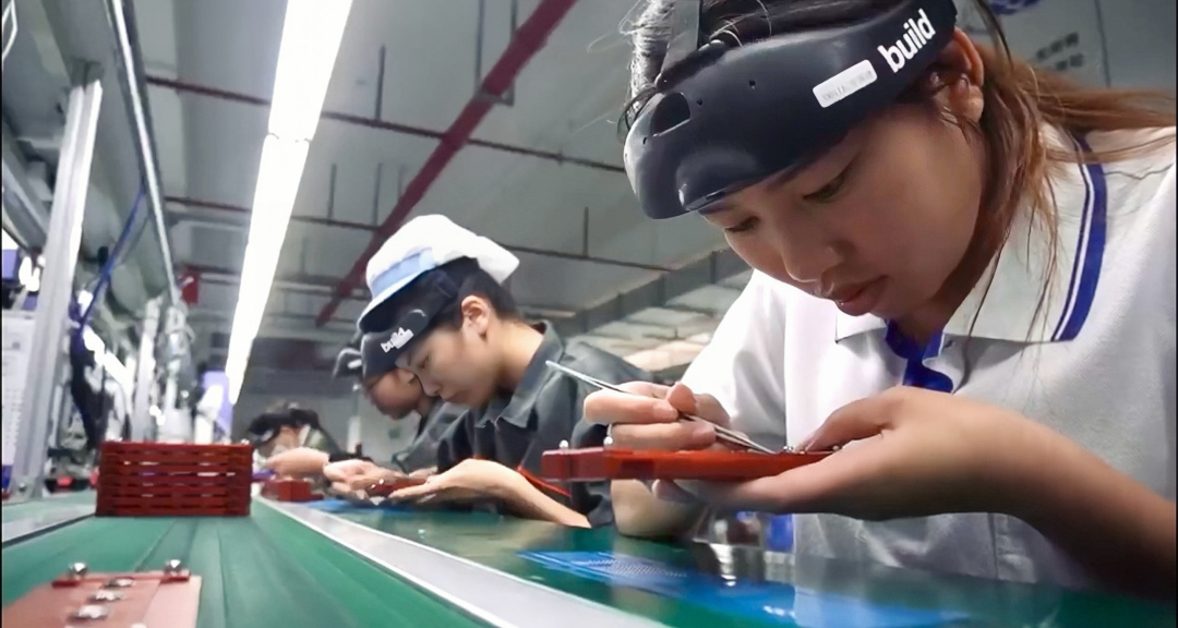 18岁创业者开源史上最大工厂视觉数据集，押注机器人从人类学习