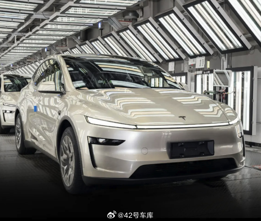 不愧是销冠！特斯拉超级工厂第400万辆整车下线，中国制造太给力