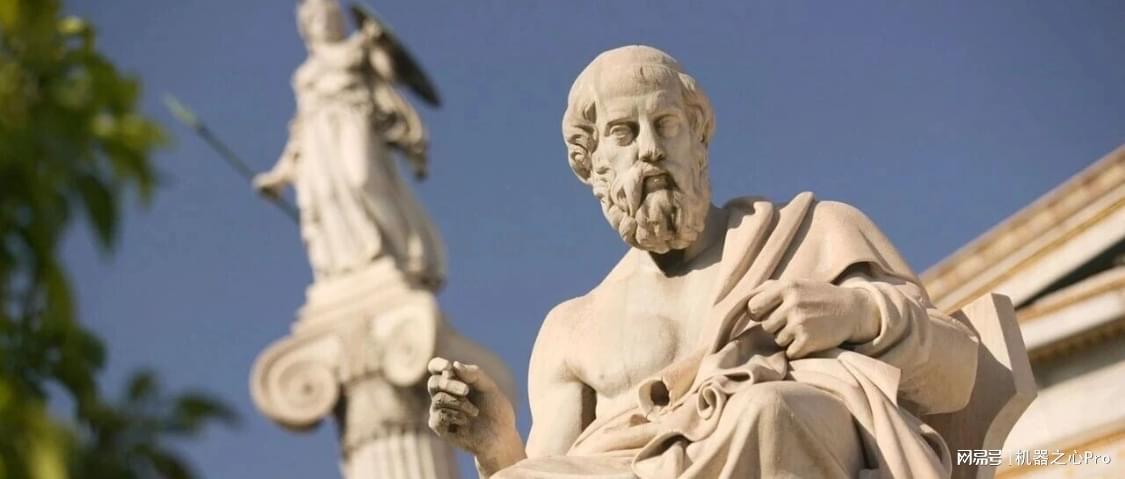 1100多个模型殊途同归,指向一个通用子空间,柏拉图又赢一回?