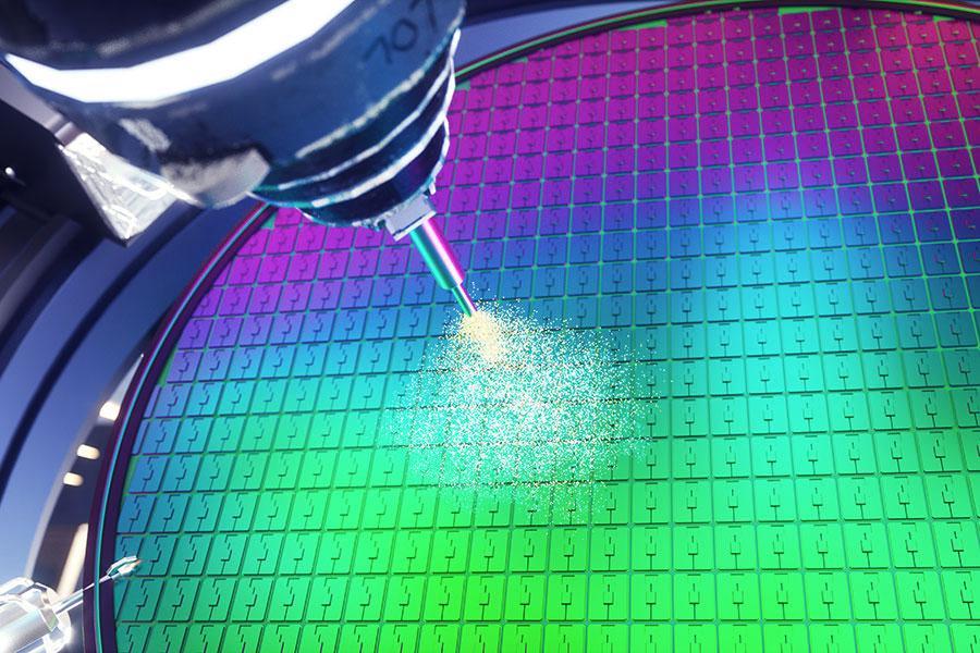 大模型下沉终端,先进制程如何破解端侧AI芯片算力与功耗困局?