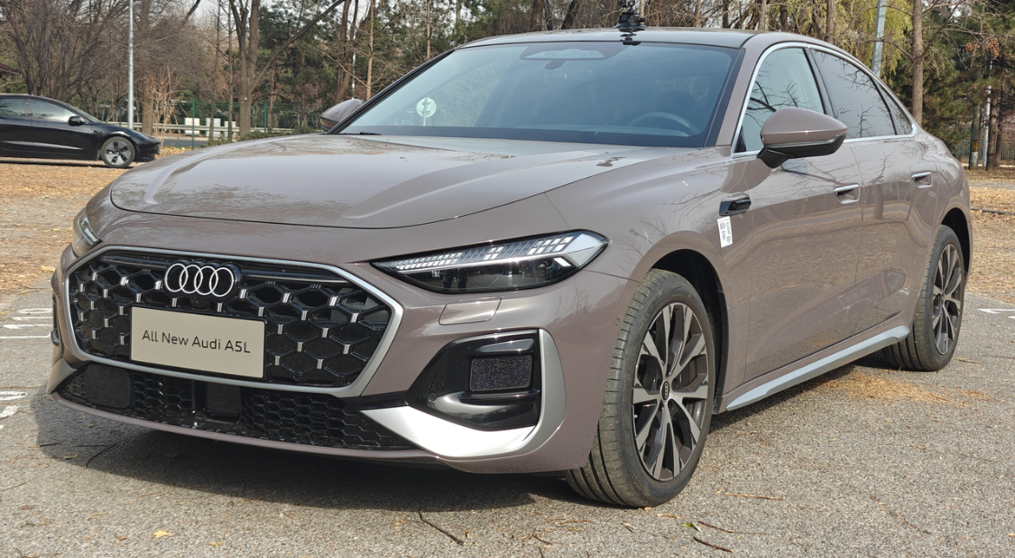 奥迪+华为=油车智能天花板？