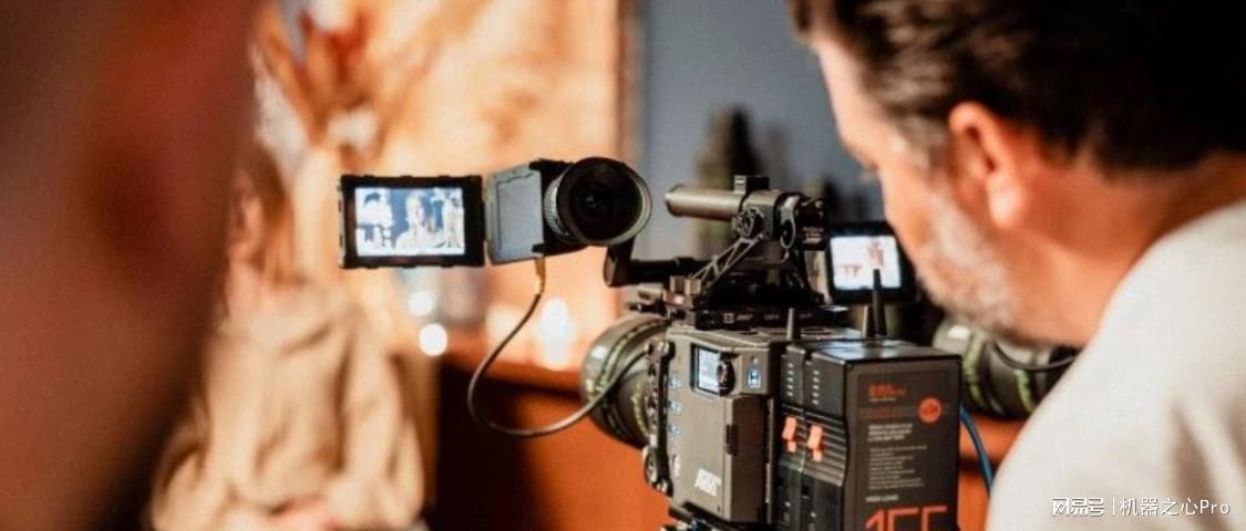 广电绝地反击！揭秘多彩新媒「不烧钱」的AI生存法则