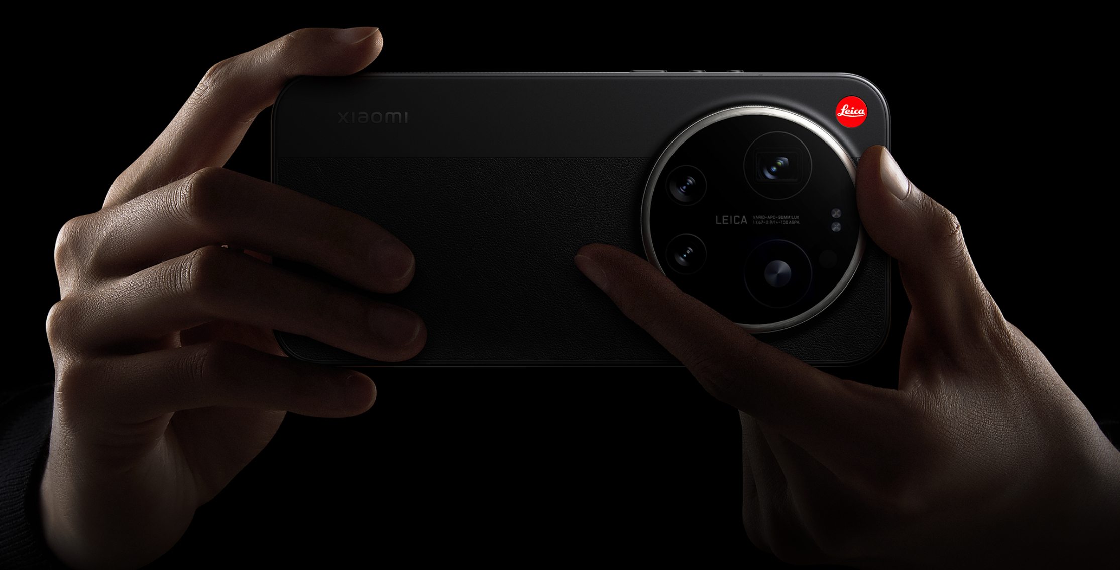 6999元起！小米17 Ultra杀疯了！最强全家桶太离谱