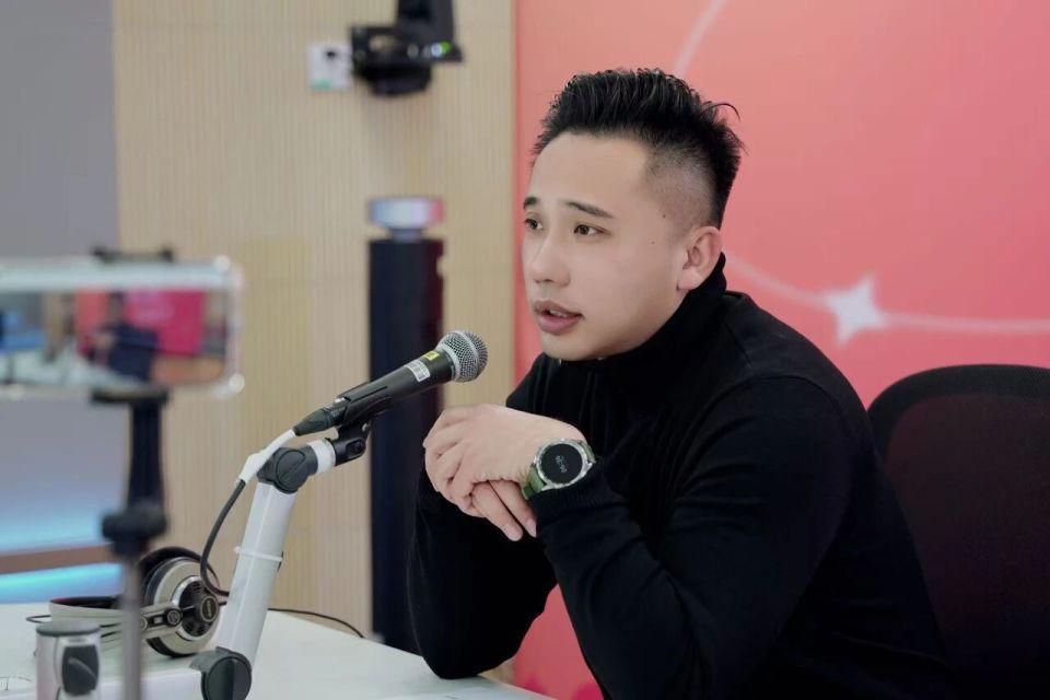 互联网优创者“说”｜上海小马哥：两只猪演绎一座城的真实百态