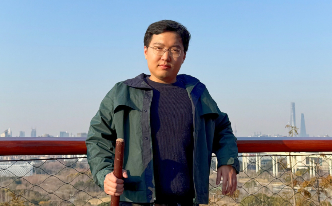 超高密度无线脑机接口问世：不扎针、不连线，单片成本仅25美元