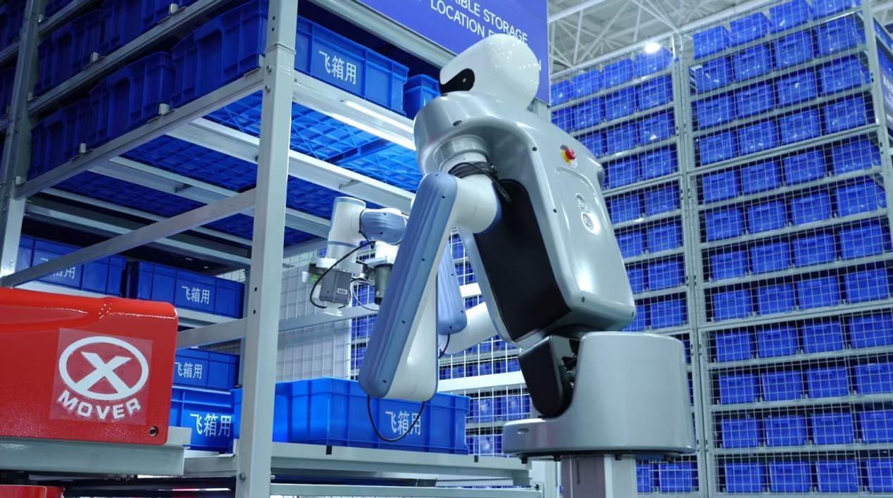 全球首创首发！成都高新区企业竞逐工业具身拣选机器人赛道