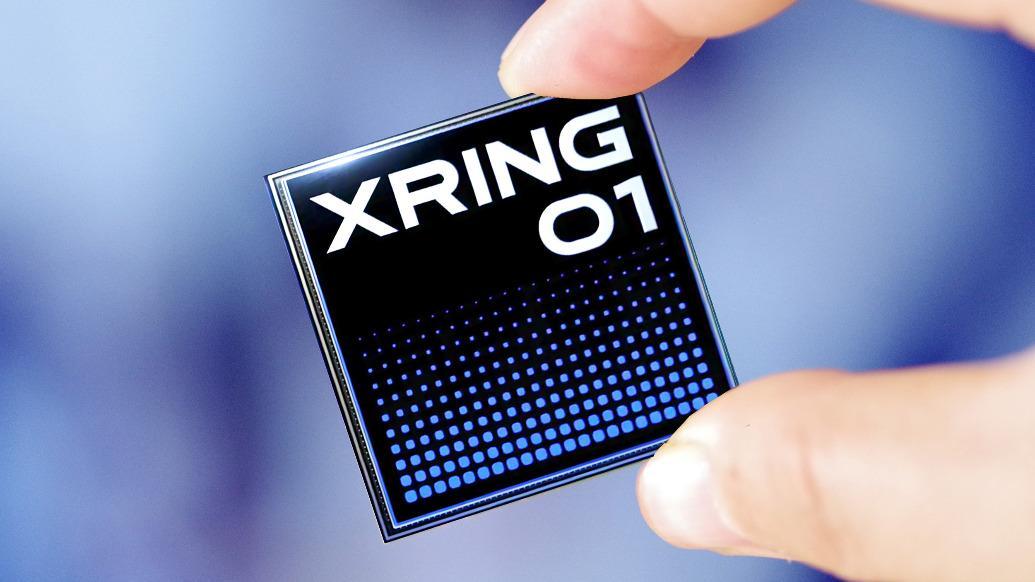 雷军:今年将在一款终端上实现自研芯片、自研OS、自研AI大模型“大会师”