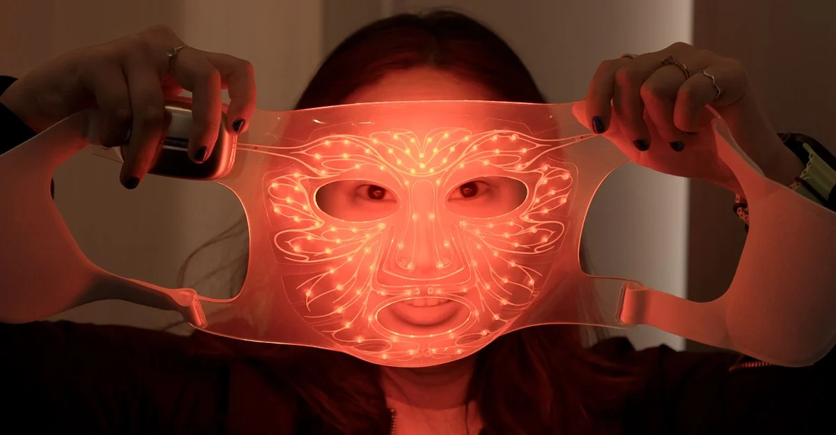 逛完CES 2026我绷不住了，AI产品一个比一个抽象，简直是华强北年度述职大会