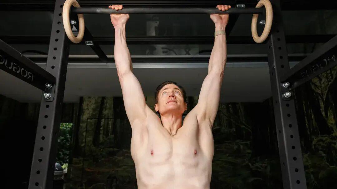 美国抗衰明星成立了一个“不死教”，回应AI时代的生存问题