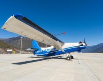 “金牛座”大型固定翼无人机完成川藏高原跨区域首飞