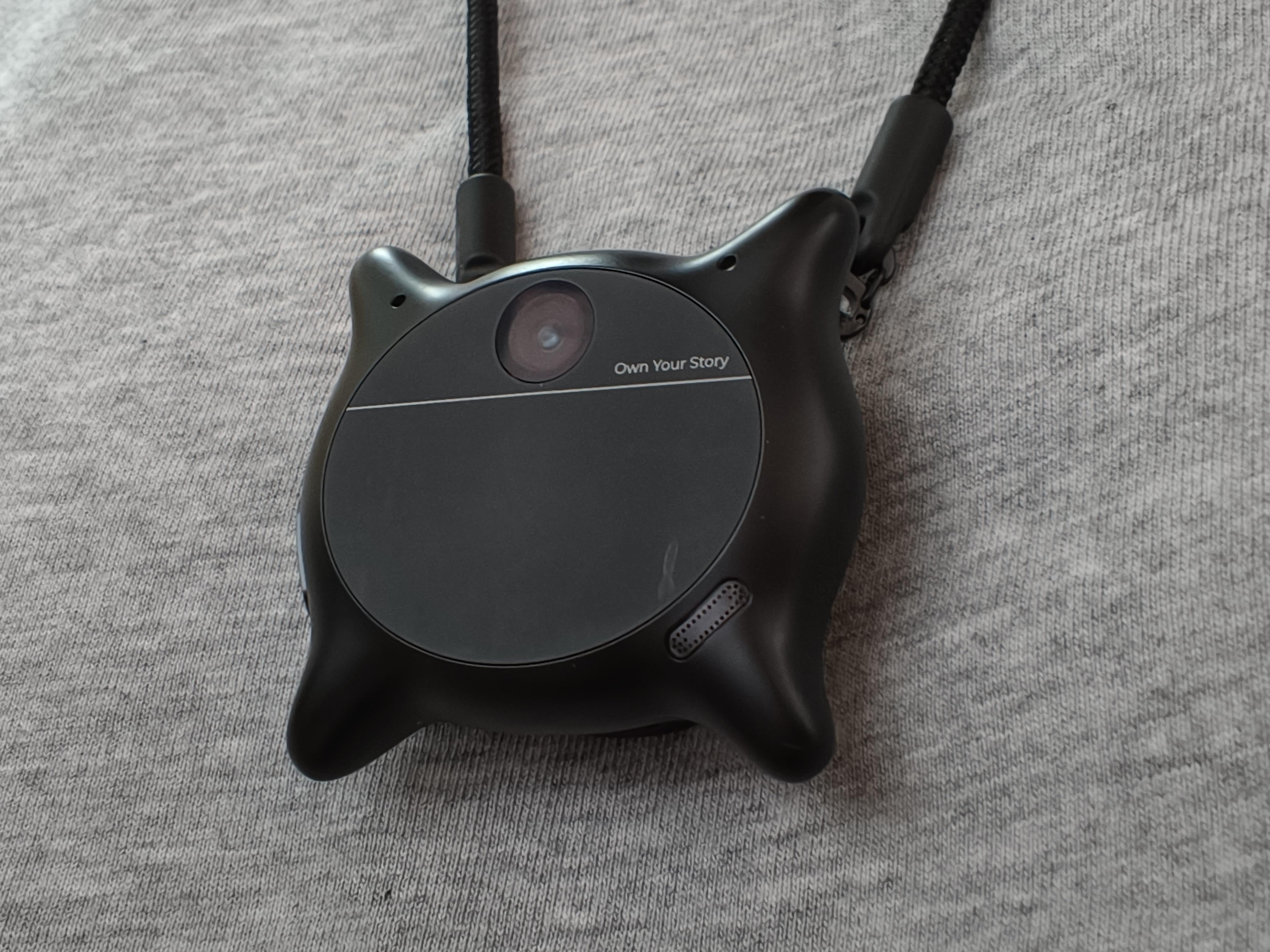 AI硬件新物种爆火！Looki L1理念成熟，但体验让人失望