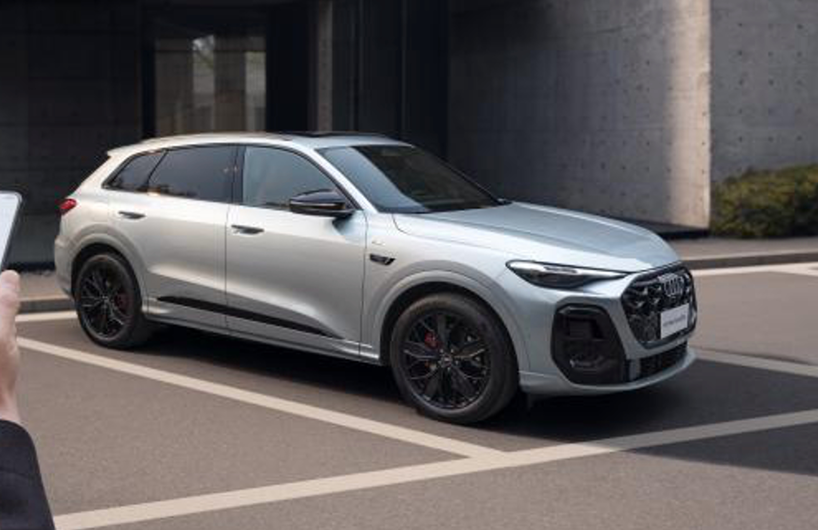 30.98万起售！全新奥迪Q5L用上乾崑智驾，加速燃油车智能化转型