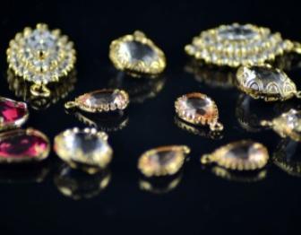 南非矿场发现42克拉蓝宝石 估值高达4000万美元