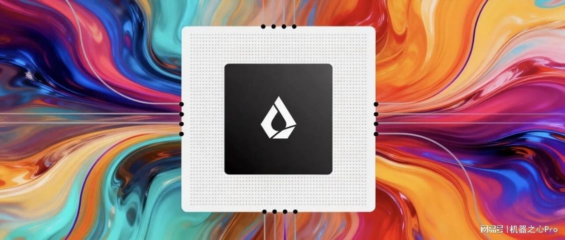 非Transformer架构新突破，液态神经网络推理小模型只用900M内存