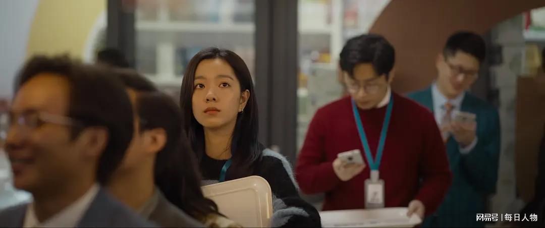 大厂人困在360环评季，有人收到47份评价，有人找后勤给自己打分