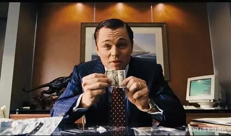 你笑嘻嘻抢红包，他们正刀光剑影抢未来