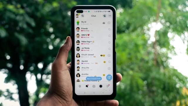 AI群聊，最终还是微信的菜？