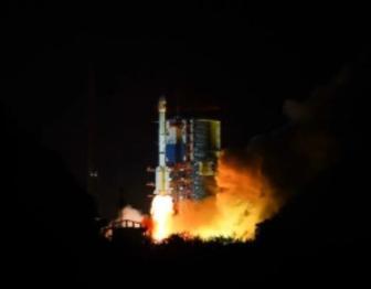 中国探月工程再次取得新突破，计划2030年前实现中国人首次登陆月球