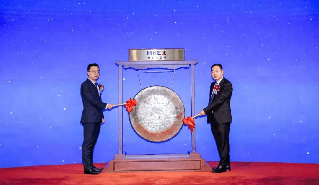 无锡桃农之子借8万创业，干出全球第一，刚刚又IPO了