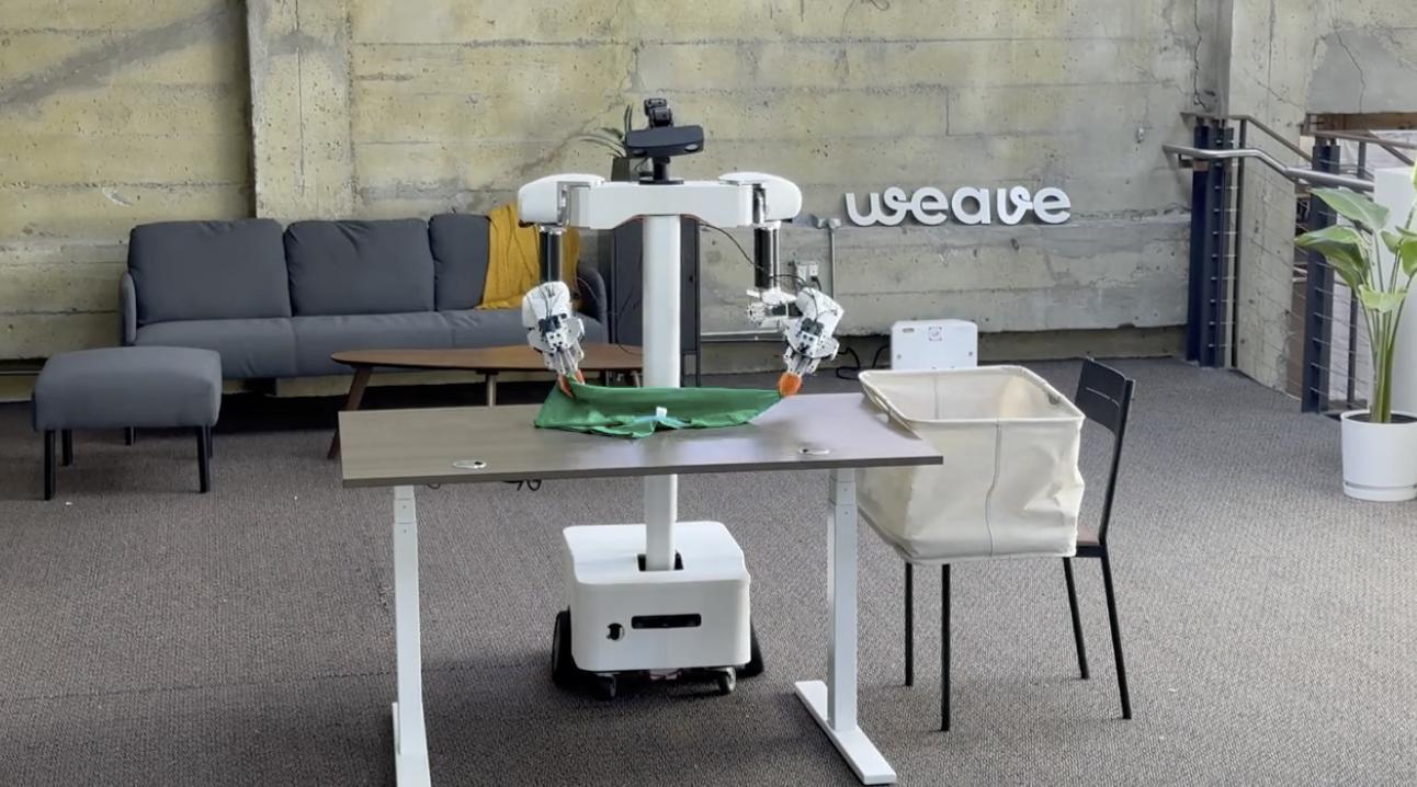 7999美元！只会叠衣服的家庭机器人正式发布