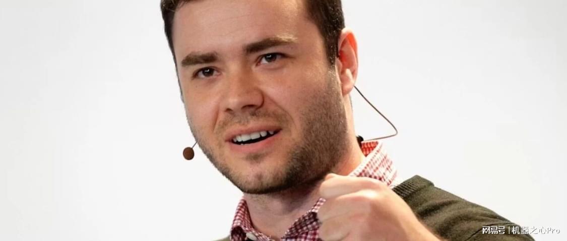 App Store模式过时，未来属于即兴创作！Karpathy激进言论被怼惨