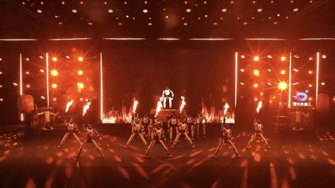 「史上最猛」的春节营销：阿里奇袭、豆包守擂、华米OV玩出花了