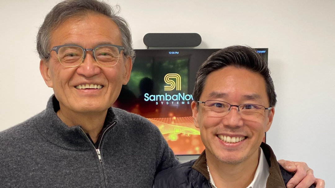 英特尔再战AI,联手AI芯片初创押注推理市场