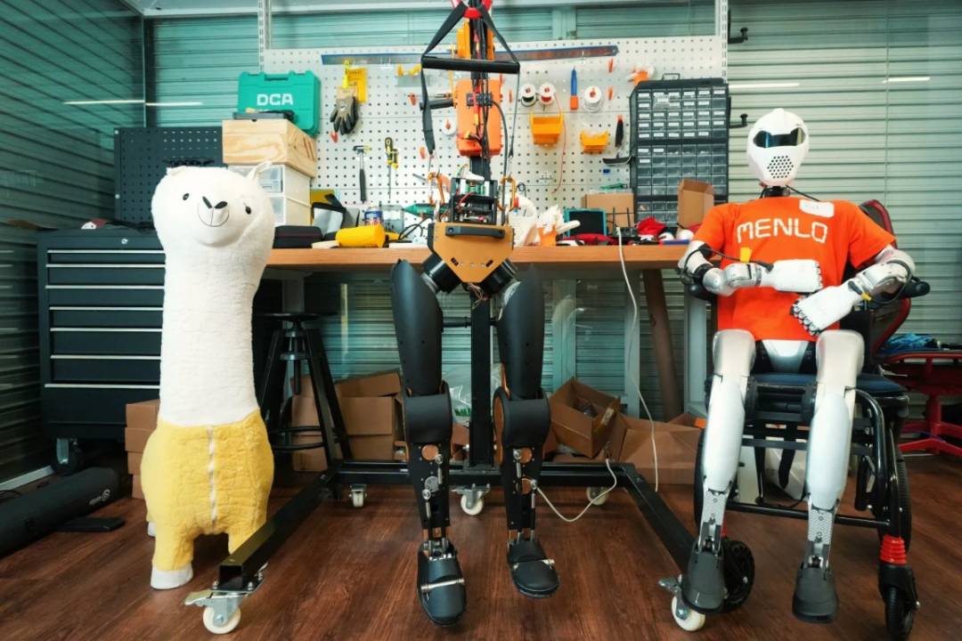 OpenClaw上身机器人,AI不仅能帮订外卖,还能替你跑腿了