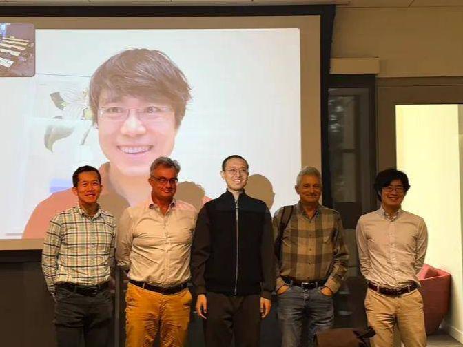 让AI自我进化？斯坦福华人博士答辩视频火了，庞若鸣参与评审